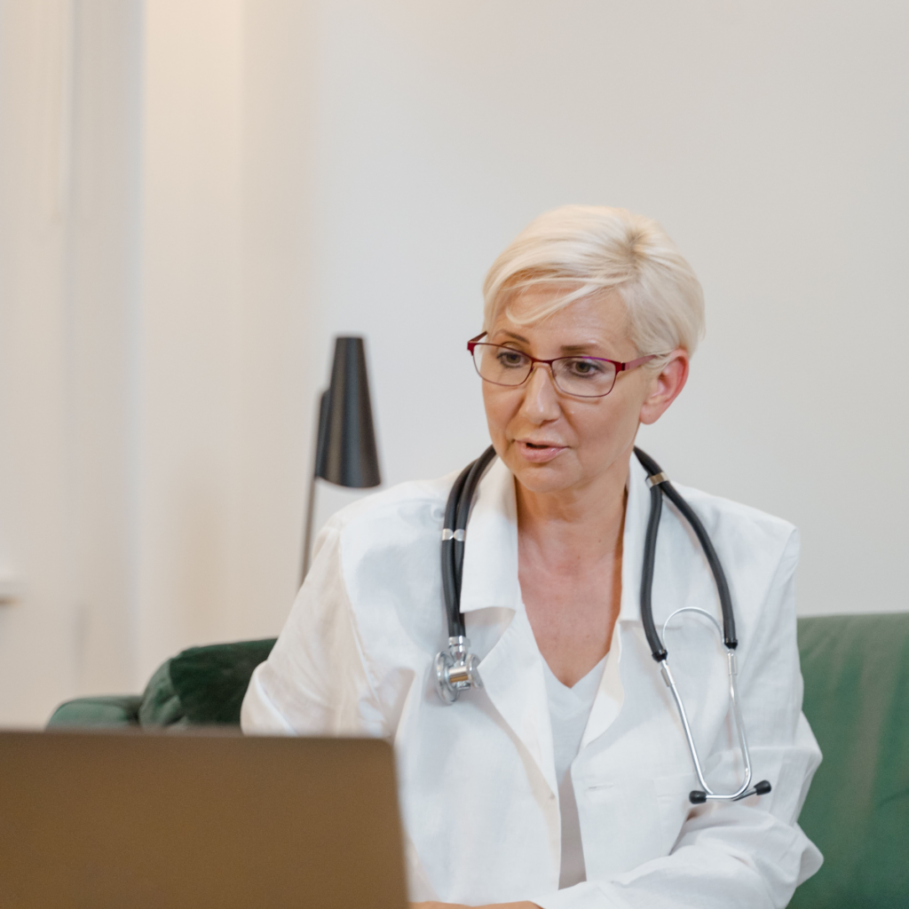 Морозова Елена Викторовна — Врач психиатр-нарколог, наркологическая клиника «Феникс»